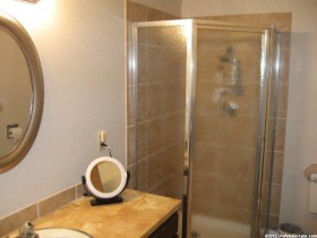 155 S 7000 E, Huntsville, UT 84317 — photo 8
