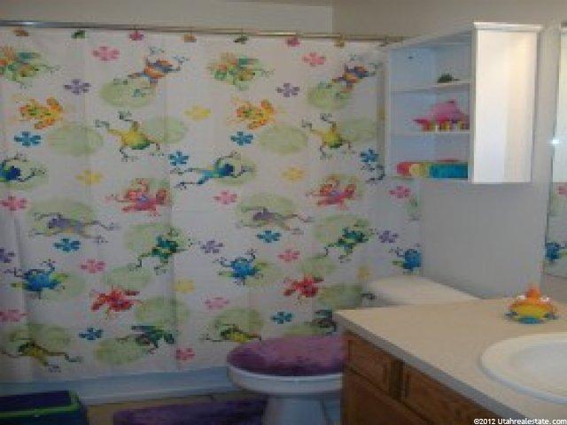 1692 N 775 W, Clinton, UT 84015 — photo 9