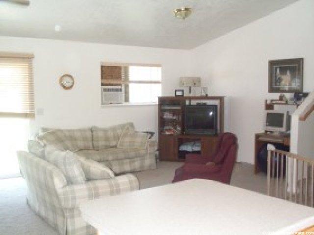 774 Linden Ct, Logan, UT 84321 — photo 2