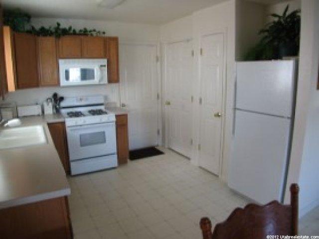 7687 Powell St, Eagle Mountain, UT 84005 — photo 5