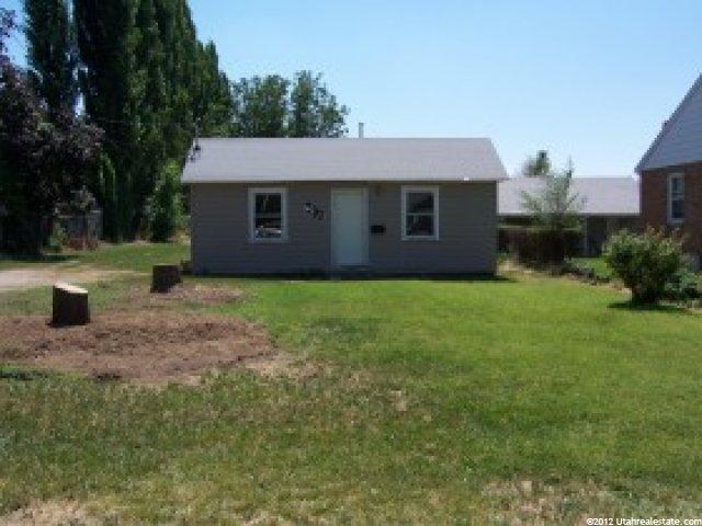 207 W 1800 N, Sunset, UT 84015 — photo 2