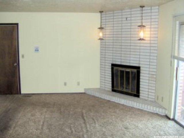 5545 S 2100 W #D-19, Roy, UT 84067 — photo 2
