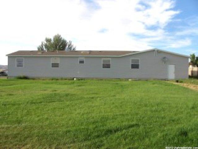 327 W 300 S, Mona, UT 84645 — photo 2