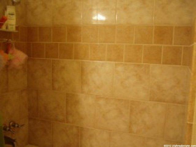 2066 S Park St, Provo, UT 84606 — photo 3