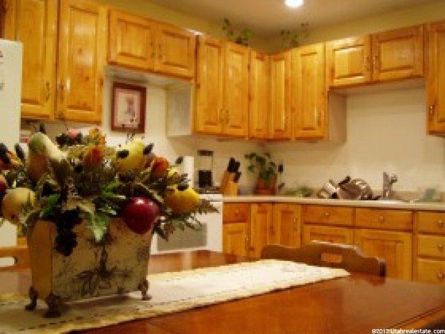 2066 S Park St, Provo, UT 84606 — photo 6