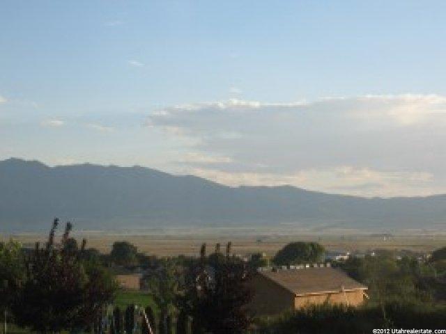 522 N 350 E, Hyde Park, UT 84318 — photo 2