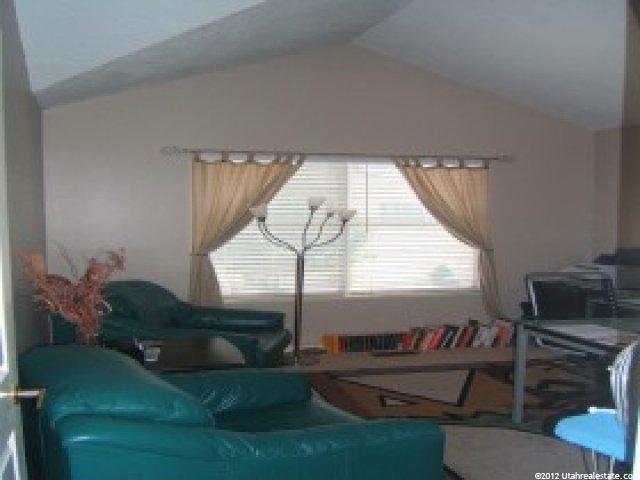 569 Briarsprings Cir, Midvale, UT 84047 — photo 3