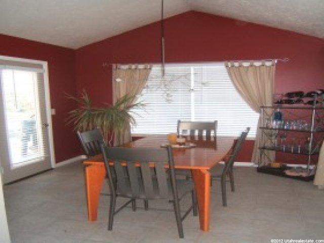 569 Briarsprings Cir, Midvale, UT 84047 — photo 9