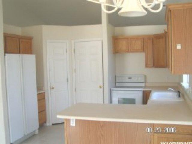 831 Chartres Ave, Sandy, UT 84070 — photo 5