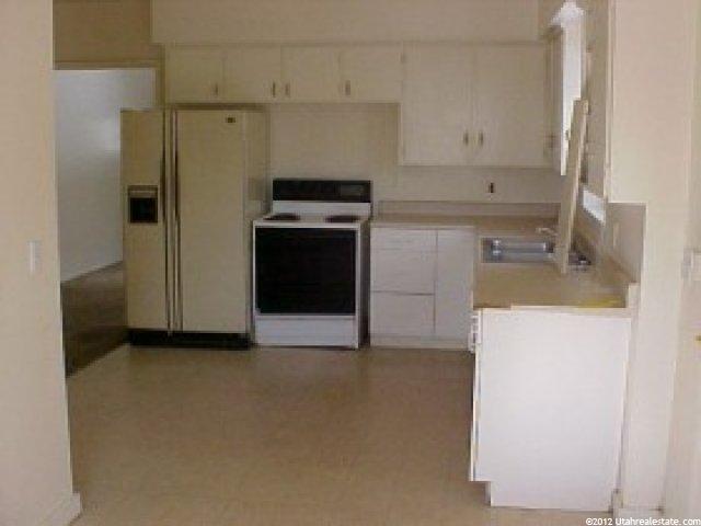 1065 E Harrop St, Ogden, UT 84404 — photo 3
