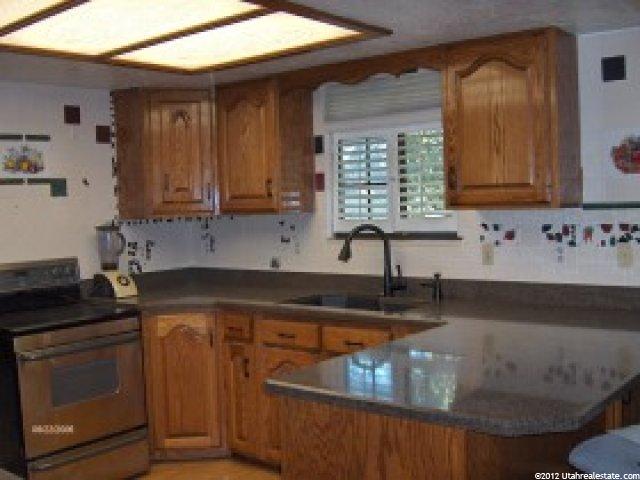 2328 E 2050 N, Layton, UT 84040 — photo 5