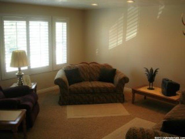 729 W 2300 N, West Bountiful, UT 84087 — photo 2