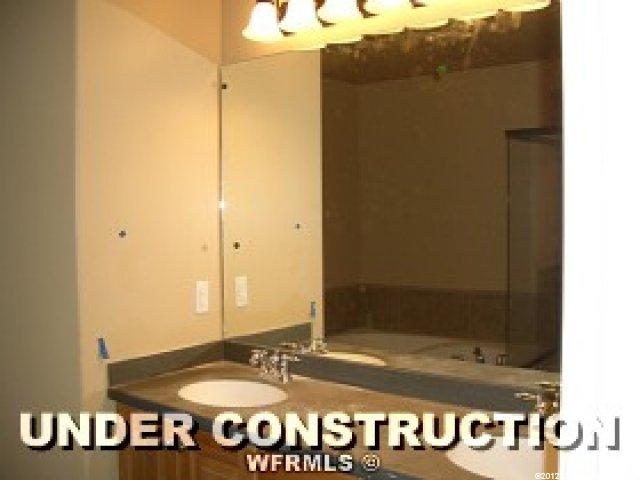 194 N 3225 W, Layton, UT 84041 — photo 3
