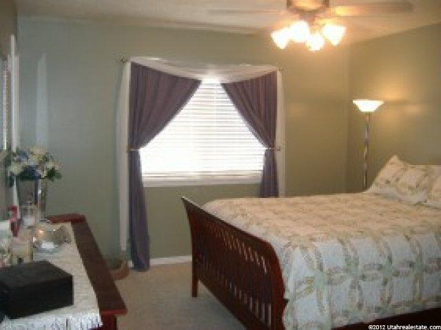 677 W 1960 N, Clinton, UT 84015 — photo 9