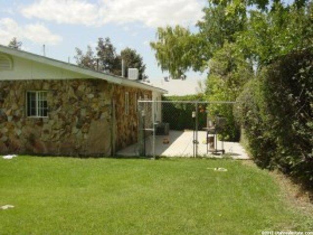 4523 S 1960 E, Holladay, UT 84117 — photo 5