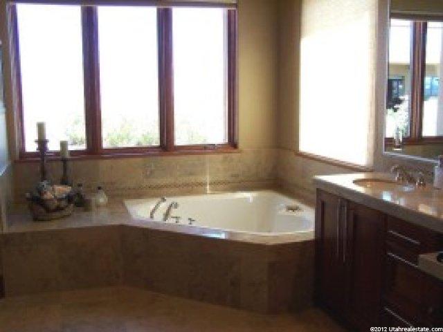 1877 Stone Canyon Dr, St. George, UT 84790 — photo 9