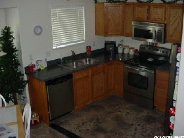1019 N 750 W, Clinton, UT 84015 — photo 2