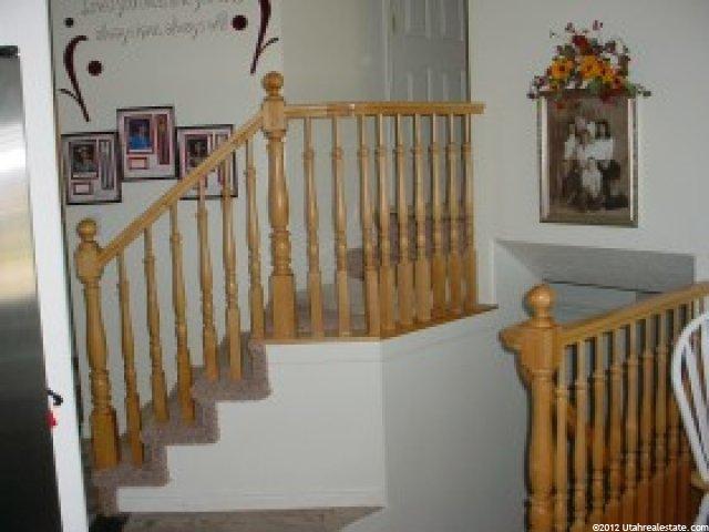 1019 N 750 W, Clinton, UT 84015 — photo 4