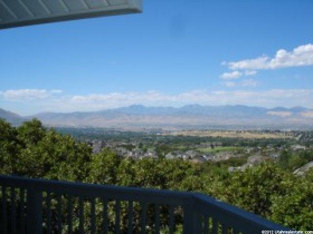11698 S Cassowary Dr E, Sandy, UT 84092 — photo 2