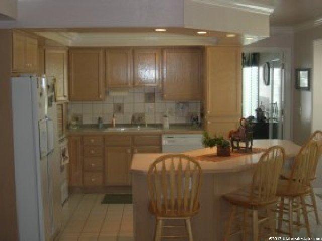 89 E 2050 N, Centerville, UT 84014 — photo 3
