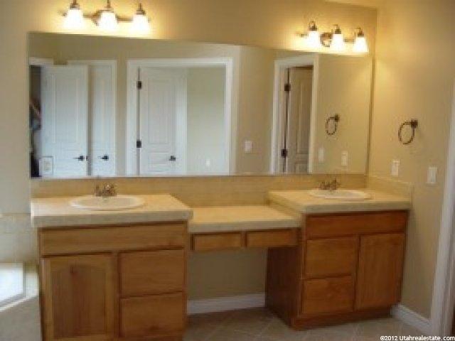 357 E Midlake Dr, Draper, UT 84020 — photo 5