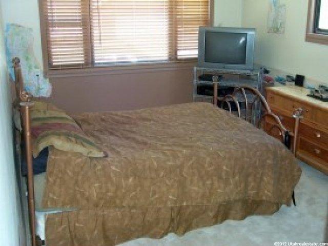 133 W 2500 S, Bountiful, UT 84010 — photo 11