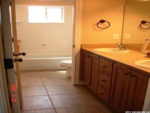 2095 S 550 W, Syracuse, UT 84075 — photo 10
