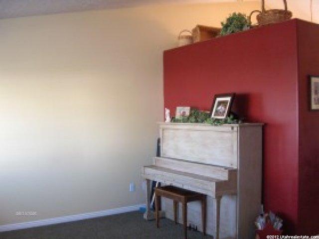 108 E 2550 S, Clearfield, UT 84015 — photo 8