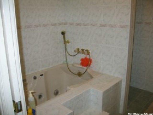 825 S 400 E, Providence, UT 84332 — photo 5