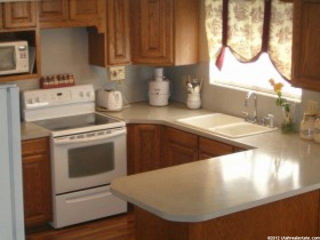 1066 N 2925 W, Layton, UT 84041 — photo 3