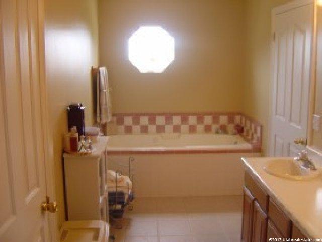1495 E 2375 N, Layton, UT 84040 — photo 3