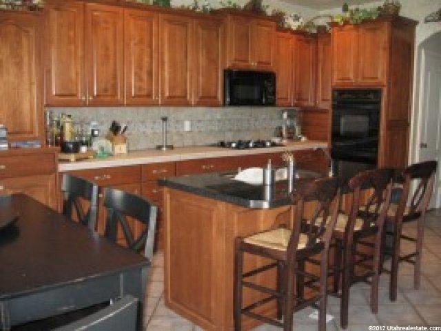 2319 Canyon View Dr, Layton, UT 84040 — photo 3