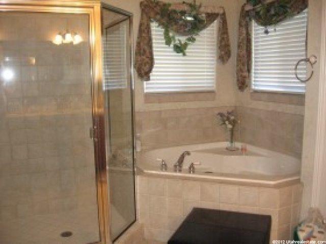 2319 Canyon View Dr, Layton, UT 84040 — photo 5