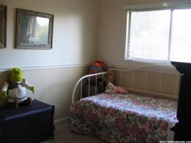 266 E 925 S, Layton, UT 84041 — photo 7