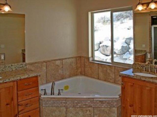 33 S Democrat Aly, Kamas, UT 84036 — photo 2
