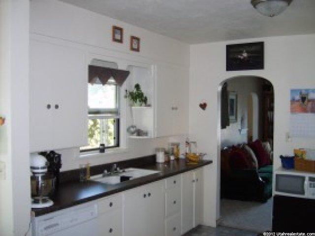 521 S State St S, Preston, ID 83263 — photo 4