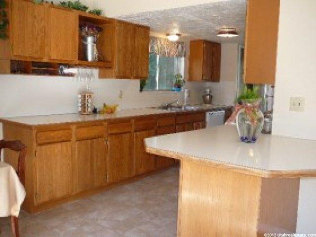 3196 N Mount Lomond Dr E, North Ogden, UT 84414 — photo 4