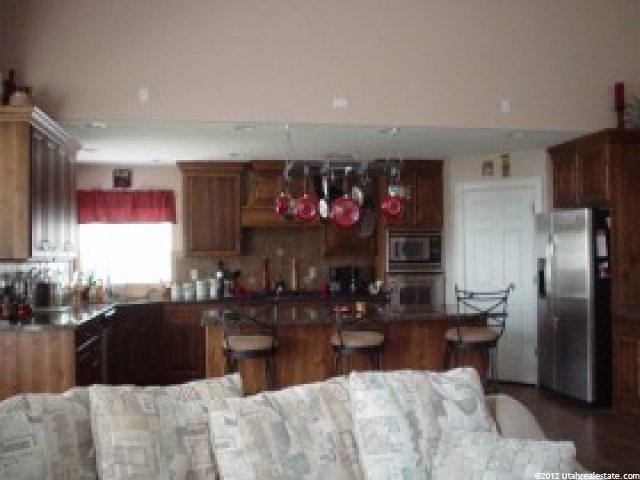 827 W 2400 S, Syracuse, UT 84075 — photo 4