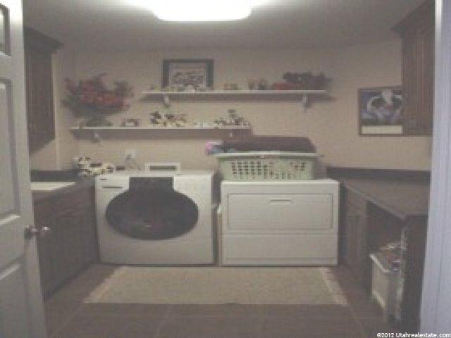 827 W 2400 S, Syracuse, UT 84075 — photo 6