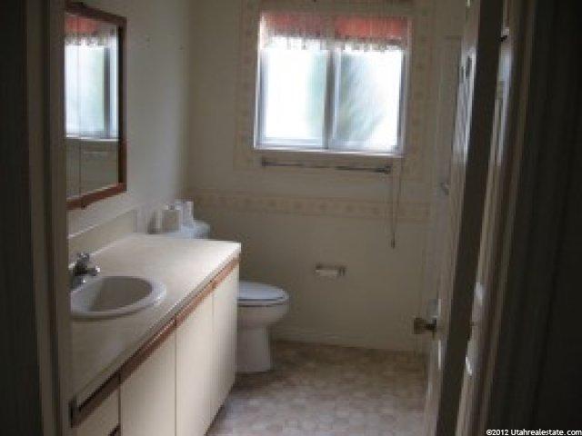 1697 N 200 W #9, Bountiful, UT 84010 — photo 5