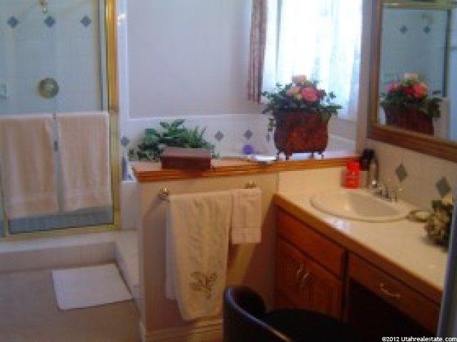 8792 Landover Cir, Sandy, UT 84093 — photo 9