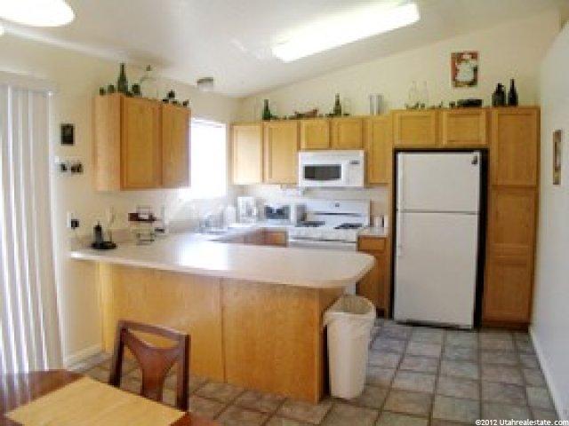 833 W 1350 N, Clinton, UT 84015 — photo 5