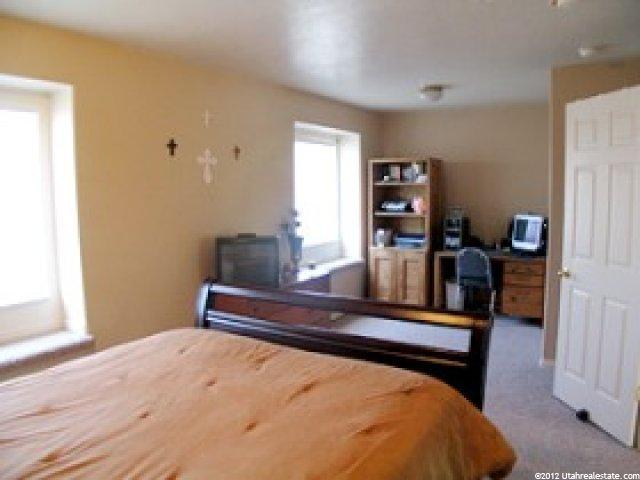 833 W 1350 N, Clinton, UT 84015 — photo 7