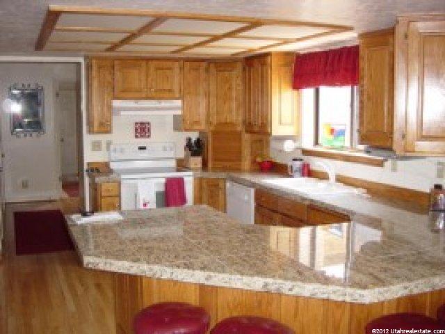 1236 E 2050 S, Bountiful, UT 84010 — photo 7