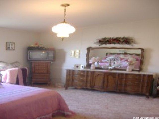11323 Hidden View Dr, Sandy, UT 84070 — photo 9