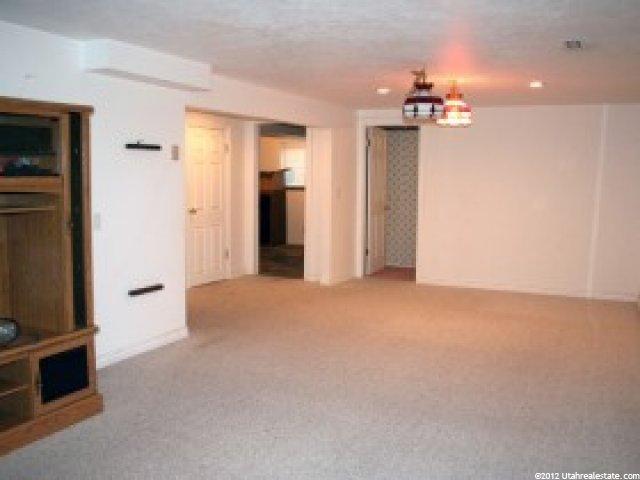 428 E 2600 S, Bountiful, UT 84010 — photo 9