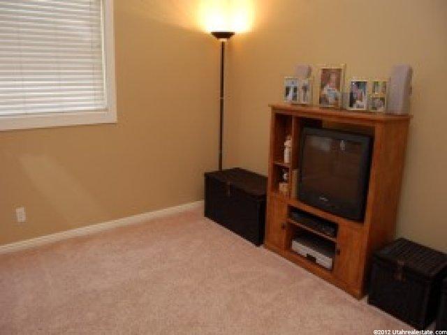 3933 S 2600 W, Roy, UT 84067 — photo 9