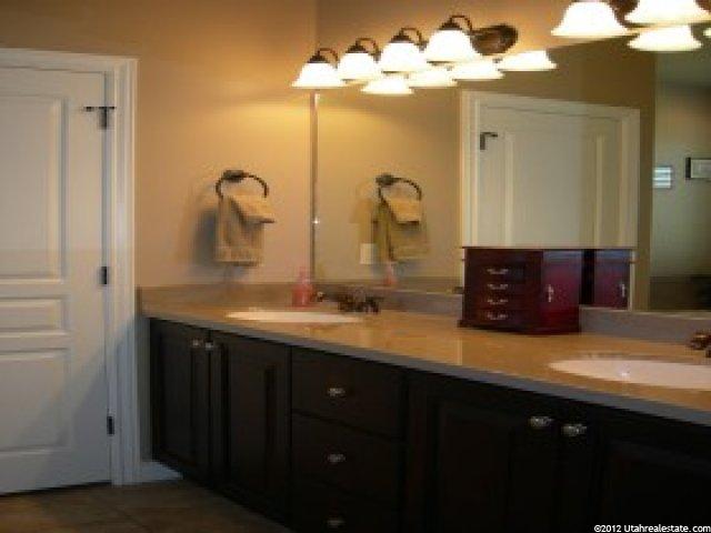 2230 W 600 N, Kaysville, UT 84037 — photo 8