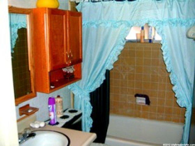 4535 S 2600 W, Roy, UT 84067 — photo 6