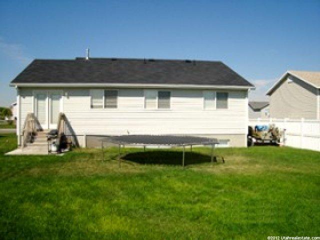1934 N 2405 W, Clinton, UT 84015 — photo 2